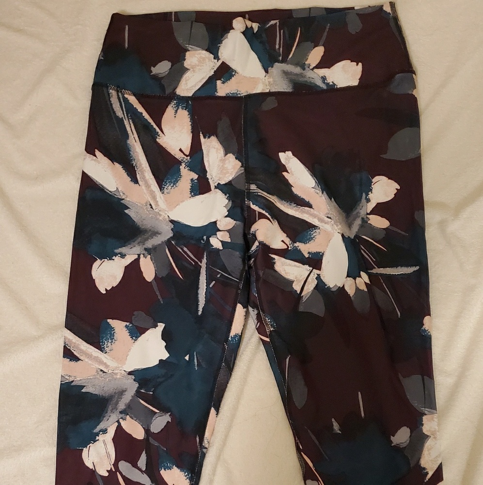 NWT Fabletics Lisette High Waisted Leggings